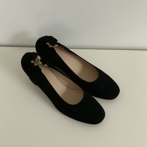 Everlane Black Suede Pumps